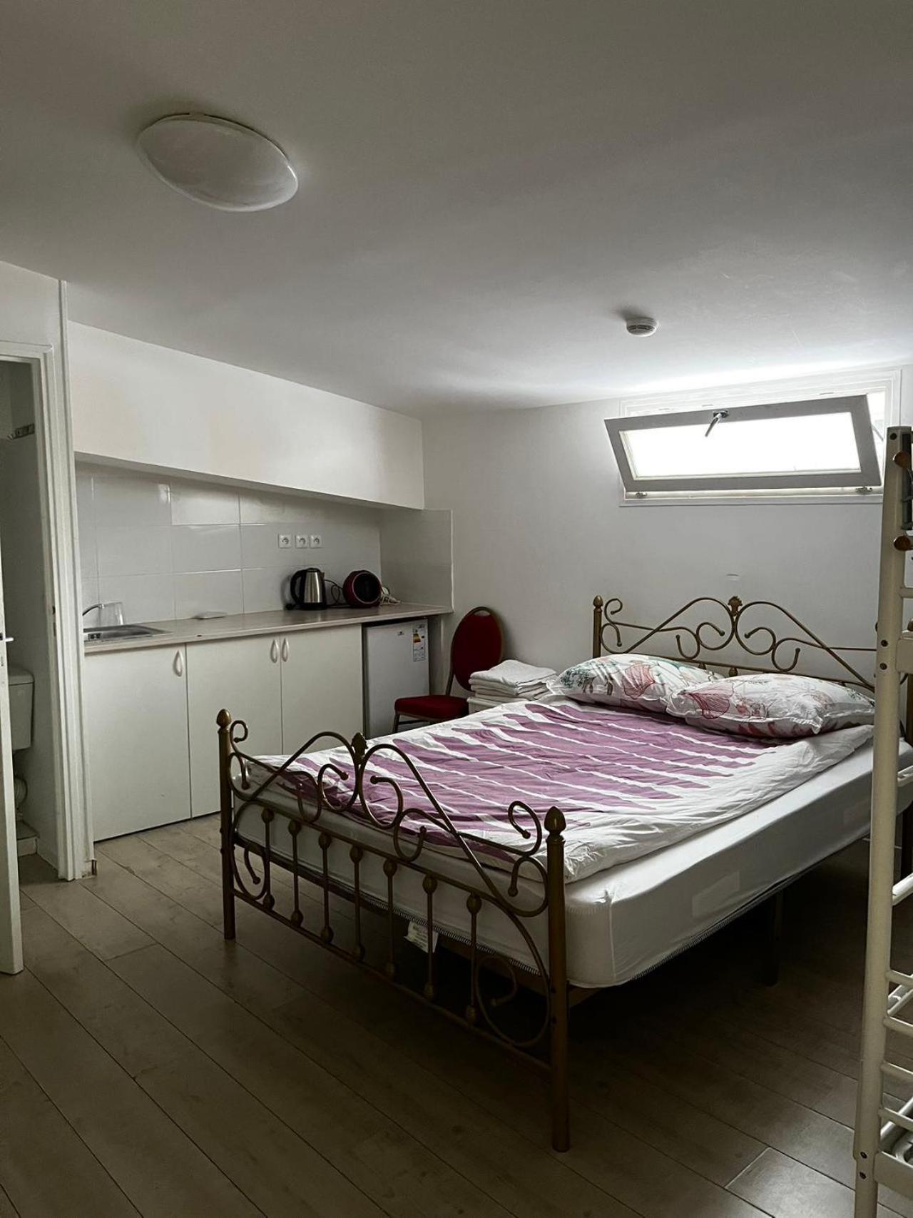Chez Mia Paris Hostel Eksteriør bilde